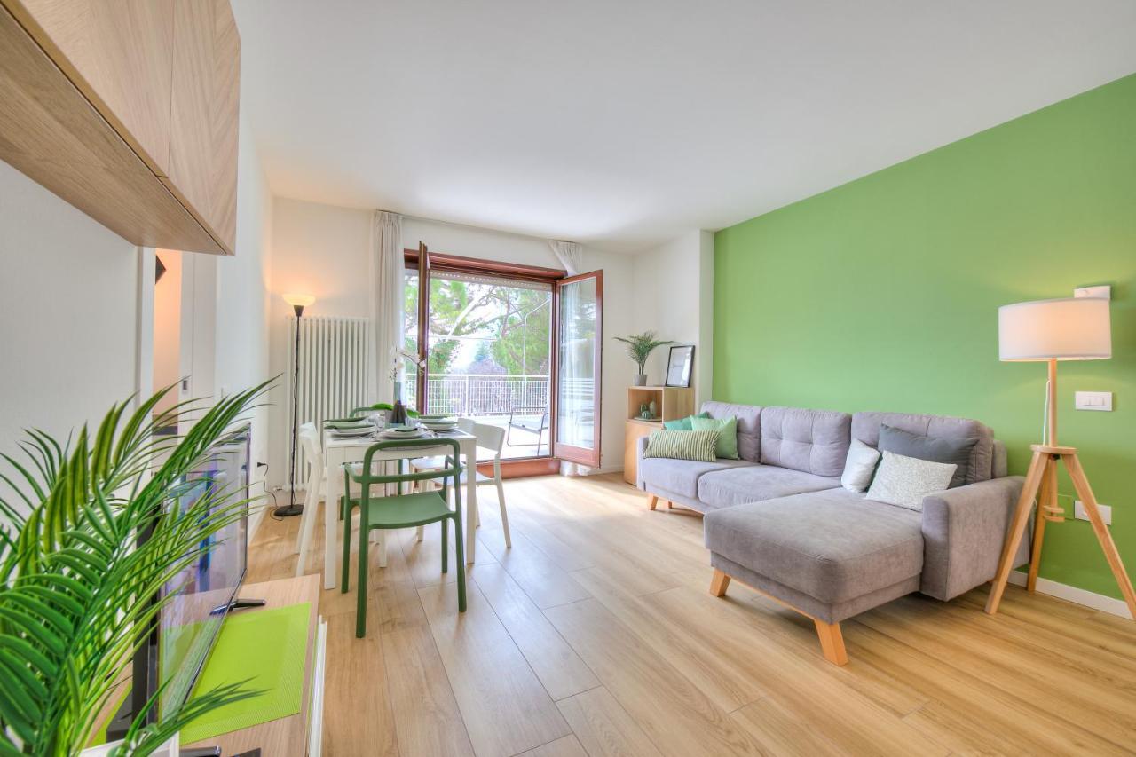 Balcone Sui Tigli Few Min From The Lake - Happy Rentals Riva del Garda Exteriör bild
